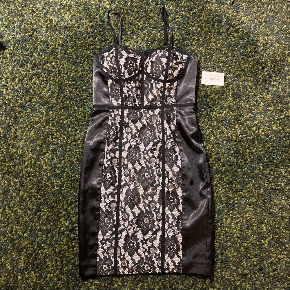 Guess Black / Ivory Laced Bodycon Dress (3)
